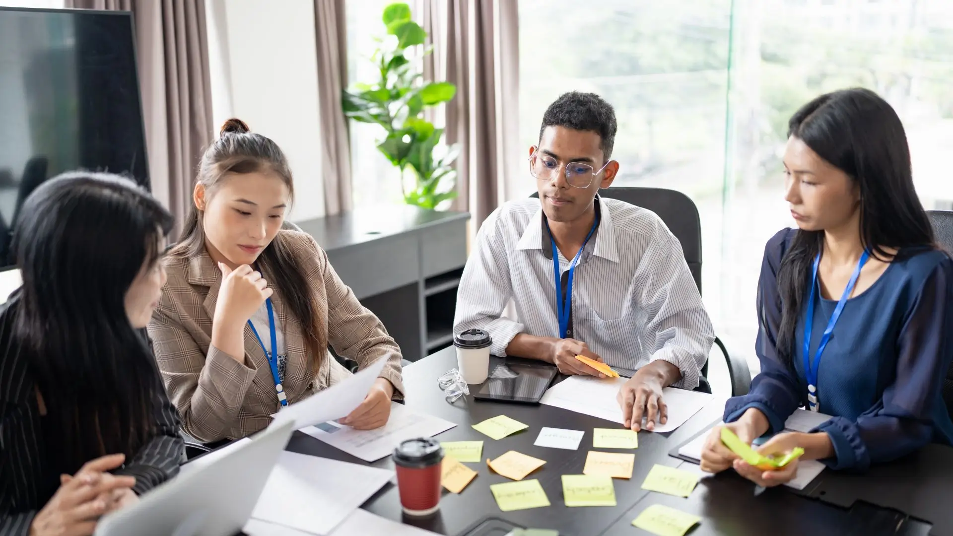 Digital Marketing Strategy Meeting Online Leads